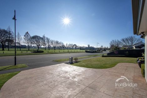 Photo of property in 34 Glasnevin Drive, Casebrook, Christchurch, 8051