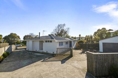 Photo of property in 43 Sheffield Street, Awapuni, Palmerston North, 4412