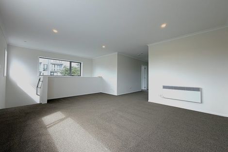 Photo of property in 63 Te Oneroa Way, Long Bay, Auckland, 0630