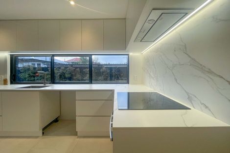 Photo of property in 8a Roa Road, Fendalton, Christchurch, 8041