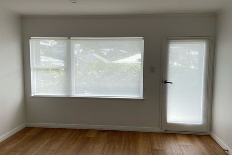 Photo of property in 1/17 The Parade, Island Bay, Wellington, 6023