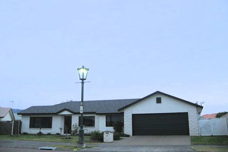 Photo of property in 16 Beaufort Place, Taradale, Napier, 4112