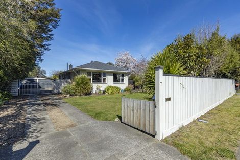 Photo of property in 7 Woodend Road, Woodend, 7610