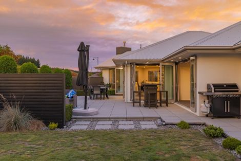 Photo of property in 5 Reka Street, Parklands, Christchurch, 8083
