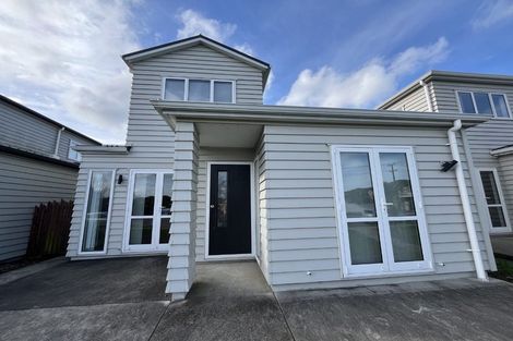 Photo of property in 15 Tribute Loop, Takanini, 2112