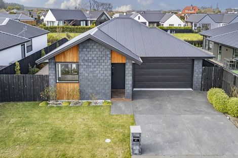 Photo of property in 41 Selfe Crescent, Burwood, Christchurch, 8083