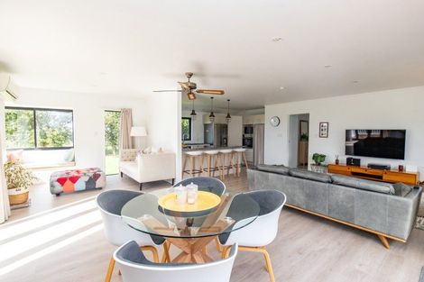 Photo of property in 230 Central Road, Waitakaruru, Thames, 3576