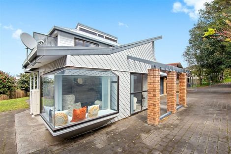 Photo of property in 6 Glucina Avenue, West Harbour, Auckland, 0618