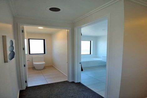 Photo of property in 38 The Runway, Wigram, Christchurch, 8042