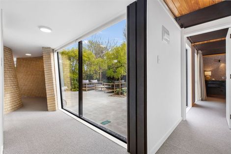 Photo of property in 35 Westburn Terrace, Burnside, Christchurch, 8041