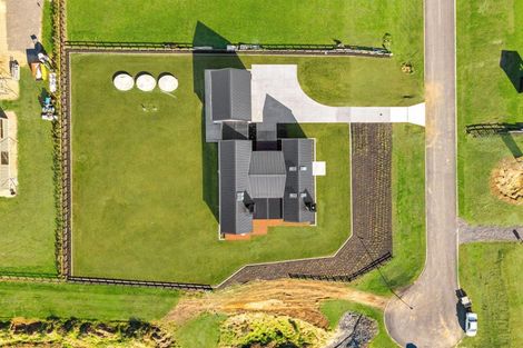 Photo of property in 90 Mangahia Lane, Ngahinapouri, 3882