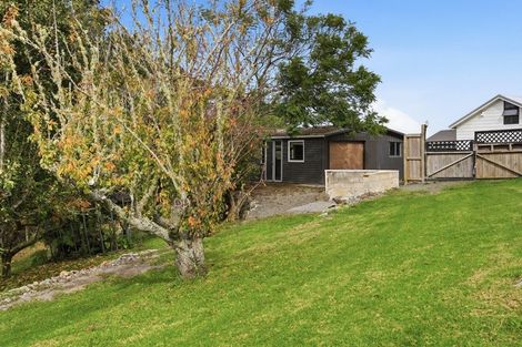 Photo of property in 1 Bush Point Road, Cable Bay, 0420