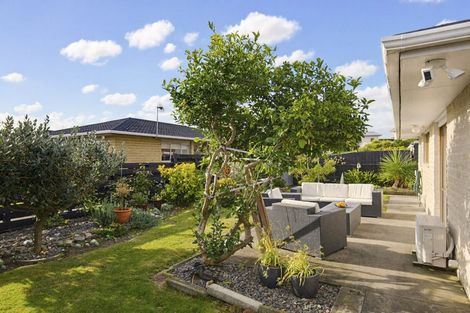 Photo of property in 25a Manawa Avenue, Raumati Beach, Paraparaumu, 5032
