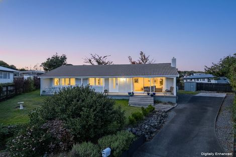 Photo of property in 6 Battersea Place, Richmond Heights, Taupo, 3330