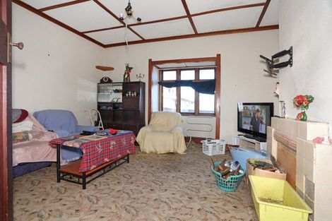 Photo of property in 42 Stewart Street, Marton, 4710
