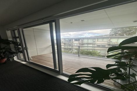 Photo of property in Revolucion Apartments, 402n/28 Torrens Terrace, Mount Cook, Wellington, 6011