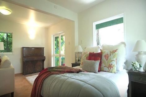 Photo of property in 7 Tranquil Glade, Hillcrest, Auckland, 0627