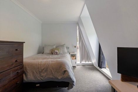 Photo of property in 3/49 Mandalay Terrace, Khandallah, Wellington, 6035