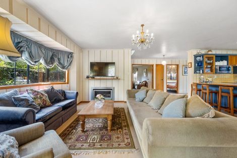 Photo of property in 36 Oakwood Grove, Eastern Beach, Auckland, 2012