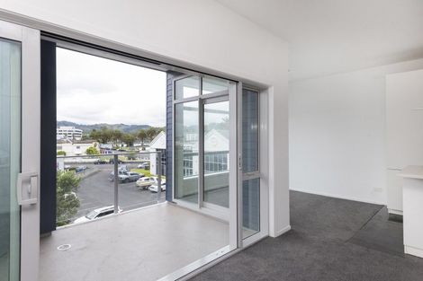 Photo of property in Marina View Apartments, 204/4 Reads Quay, Gisborne, 4010