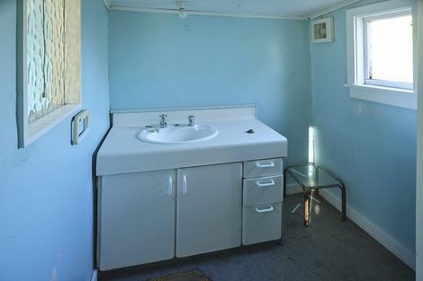 Photo of property in 1/23 Chichester Street, Woolston, Christchurch, 8023