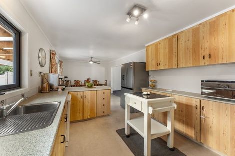 Photo of property in 193 Katherine Mansfield Drive, Whitemans Valley, Upper Hutt, 5371