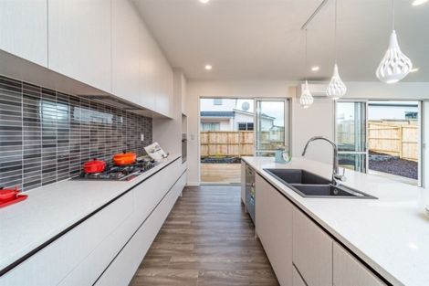 Photo of property in 15 Parkview Drive, Gulf Harbour, Whangaparaoa, 0930
