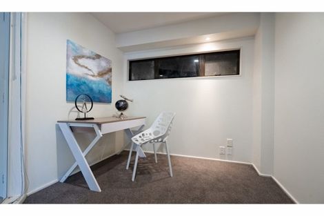 Photo of property in 27 Wirihana Road, Titirangi, Auckland, 0604