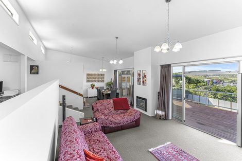 Photo of property in 72 Clemow Road, Fitzroy, New Plymouth, 4312