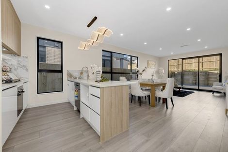 Photo of property in 28 Hearth Street, Flat Bush, 2019