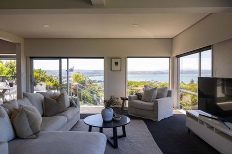 Photo of property in 12 George Street, Hospital Hill, Napier, 4110