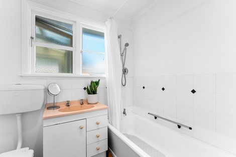 Photo of property in 1/33 King Street, Ebdentown, Upper Hutt, 5018
