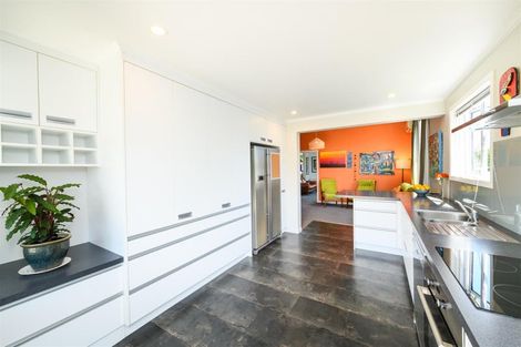 Photo of property in 30 Signal Street, Marton, 4710