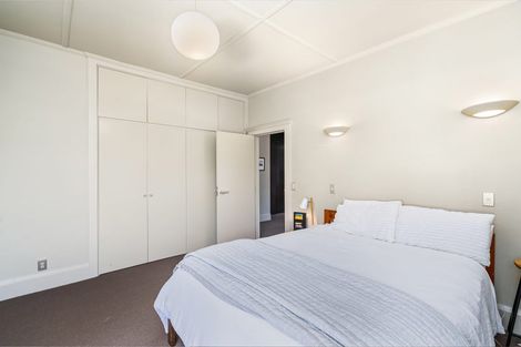 Photo of property in 20 Augusta Street, Redcliffs, Christchurch, 8081