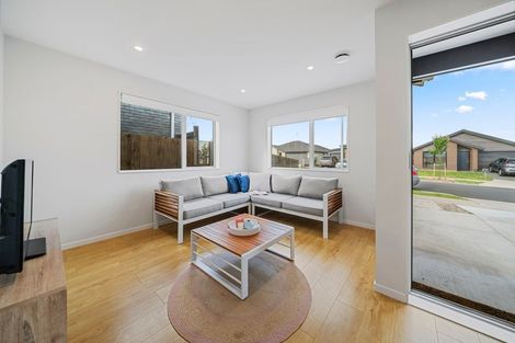 Photo of property in 15 Koropupu Street, Pukekohe, 2120