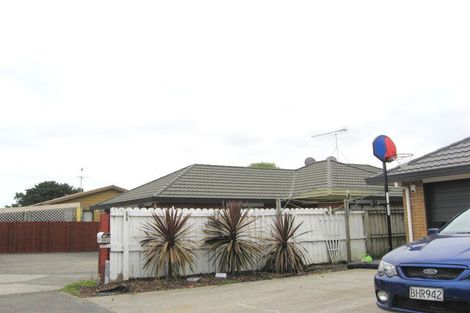 Photo of property in 14d Princess Street, Takanini, 2112