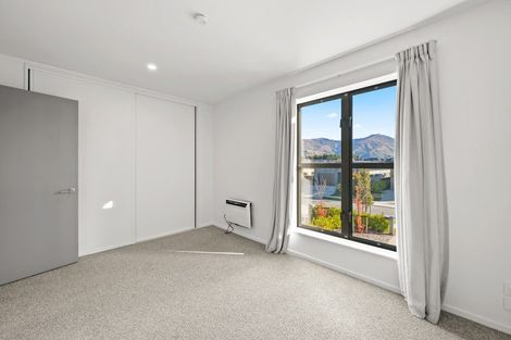 Photo of property in 7 Mount Nicholas Avenue, Wanaka, 9305