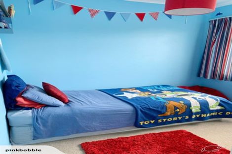 Photo of property in 20 King Street, Waiuku, 2123