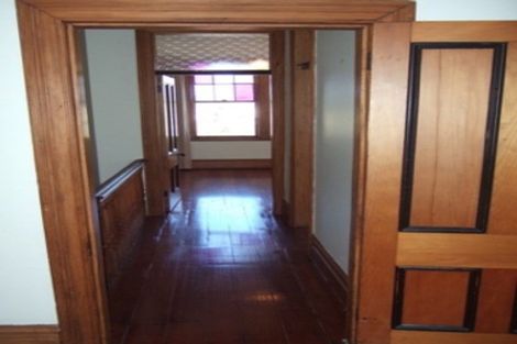 Photo of property in 80 Rolleston Street, Mount Cook, Wellington, 6021