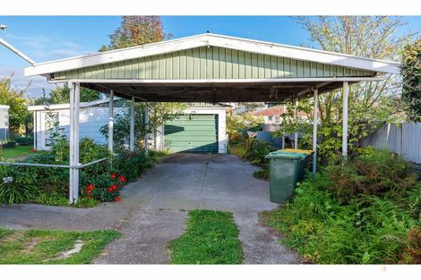 Photo of property in 30 Rhodes Street, Waimate, 7924