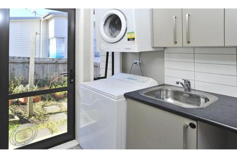 Photo of property in 28 Index Place, Manurewa, Auckland, 2105