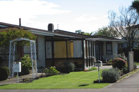 Photo of property in 2/200 Frimley Avenue, Frimley, Hastings, 4120
