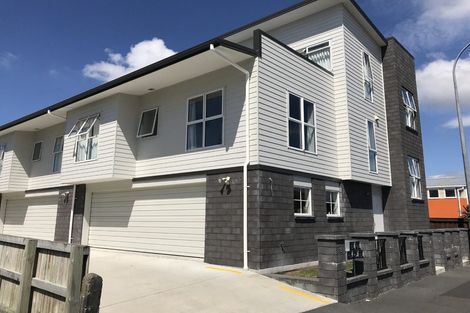 Photo of property in 3 Somerset Street, Brooklands, New Plymouth, 4310