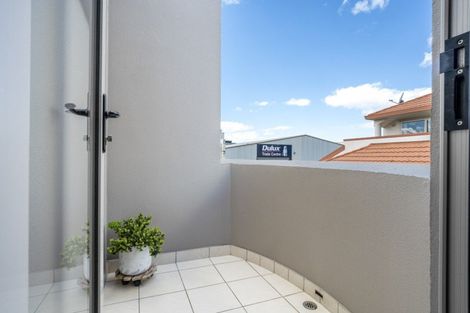 Photo of property in 6/29 Third Avenue, Tauranga, 3110