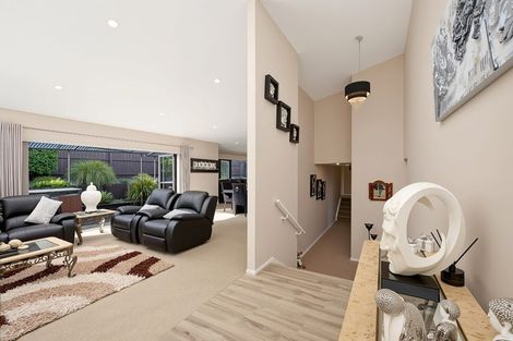 Photo of property in 77 San Marino Drive West, Henderson, Auckland, 0612