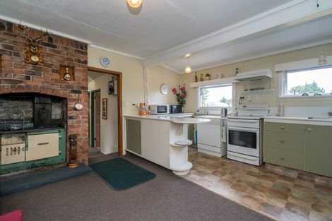 Photo of property in 9 Surat Bay Road, New Haven, Owaka, 9585
