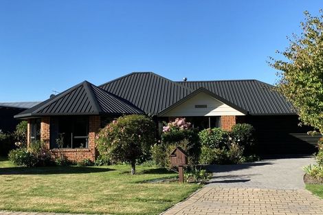 Photo of property in 54 Meadowstone Drive, Wanaka, 9305