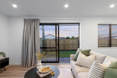 Photo of property in 464a Bower Avenue, Parklands, Christchurch, 8083