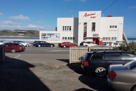 Photo of property in 102u1 Lyall Parade, Lyall Bay, Wellington, 6022