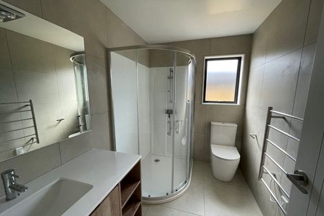 Photo of property in 6a Cronshaw Road, Karaka, Papakura, 2113